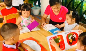 Giáo viên mầm non mong được rút ngắn tuổi nghỉ hưu
