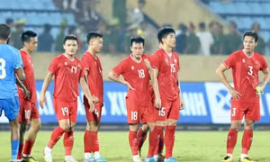 Việt Nam tụt ba bậc, bị Thái Lan đào sâu cách biệt trên bảng FIFA