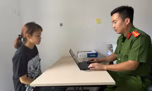 Nói xấu nhau trong quá trình học tập, nữ sinh cầm dao bầu đâm bạn