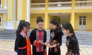 Dành nhiều quan tâm cho giáo dục vùng đồng bào dân tộc thiểu số