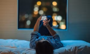 Tiếp xúc với ánh sáng vào ban đêm, tăng nguy cơ tử vong