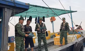 Tăng cường đấu tranh phòng chống buôn lậu khu vực biên giới, trên biển