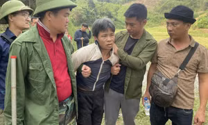 Bắt được nghi phạm cầm kiếm chém trưởng công an xã sau 10 ngày lẩn trốn
