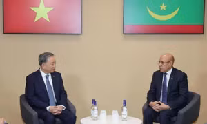 Tổng Bí thư, Chủ tịch nước Tô Lâm gặp Tổng thống Mauritania tại Paris