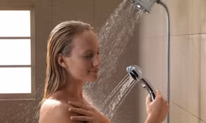 Những điều chớ phạm phải khi tắm kẻo cảm lạnh, đột tử