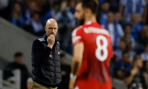 Ten Hag vẫn tồn tại ở Man Utd được ví như 'phép màu'