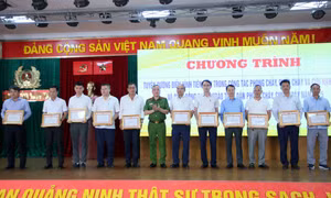 Công an tỉnh tuyên dương điển hình tiên tiến trong công tác phòng cháy, chữa cháy