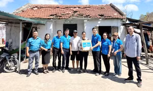 Trợ lực kịp thời sau bão số 3