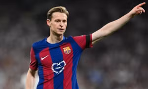 Frenkie de Jong tái xuất