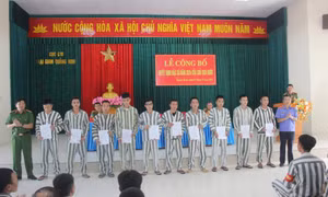 Trại giam Quảng Ninh công bố Quyết định đặc xá năm 2024 cho 33 phạm nhân