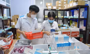 Chấm dứt tình trạng người bệnh phải đi mua thuốc, vật tư y tế ngoài bệnh viện