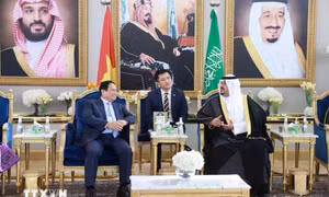 Thủ tướng tiếp Chủ tịch Tập đoàn dầu khí lớn nhất thế giới Saudi Aramco