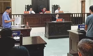 Phó hiệu trưởng bị chém thương tích vì đi nhà nghỉ với vợ người khác