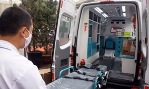 Bộ, địa phương chủ động quyết định tiếp nhận tài trợ xe cứu thương
