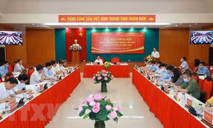 Gắn kết chặt chẽ phòng, chống tham nhũng với chống tiêu cực