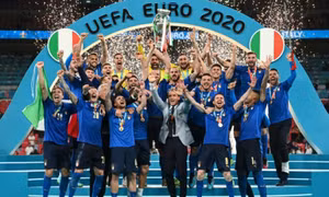 Italy trở thành nhà vô địch EURO 2020 sau loạt sút luân lưu may rủi