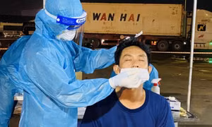 Bộ Y tế hỏa tốc đề nghị tạo điều kiện thuận lợi cho người vận chuyển hàng hóa