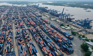Việt Nam nhập siêu gần 1,5 tỷ USD nửa đầu năm