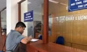 Trúng thưởng xe máy, nộp lệ phí trước bạ thế nào?