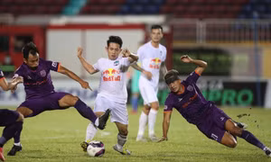 VPF xin ý kiến các CLB tạm hoãn V-League 9 tháng, đá sau Tết Nhâm Dần