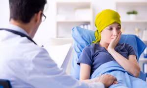 Làm gì khi bị tác dụng phụ của hóa, xạ trị giữa mùa dịch Covid-19?