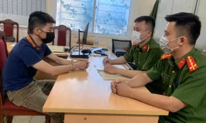 Chém người rồi trốn truy nã 5 năm thì bị "tóm"