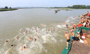 Hội bơi vượt sông truyền thống Bạch Đằng tỉnh Quảng Ninh lần thứ 44 sẽ diễn ra trên sông Cầm