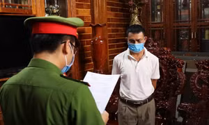 Khai thác đất vượt mức, thu lợi hơn 1 tỷ đồng