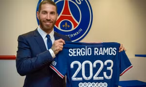 Sergio Ramos gia nhập PSG