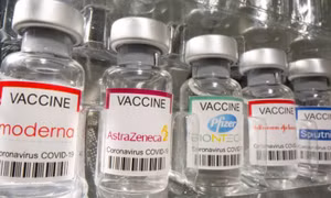 Tiêm vắc xin AstraZeneca kết hợp với Pfizer-BioNTech giúp tăng nồng độ kháng thể kháng COVID-19