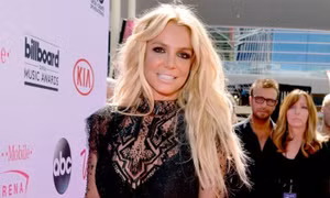 Britney Spears chính thức đệ đơn loại quyền giám hộ của bố ruột