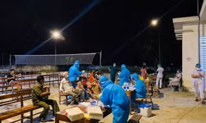 Cho phép F1 về thăm vợ con, Chủ tịch xã bị đình chỉ công tác