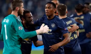 4 cầu thủ nguy cơ bật bãi khỏi Man Utd hè này