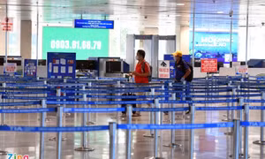 Dừng bay TP.HCM - Huế từ 0h ngày 5/7