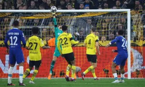 Chelsea thua sát nút Dortmund tại Champions League