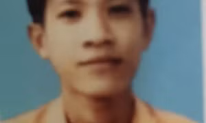 Đâm người từ mâu thuẫn tiếng nẹt pô