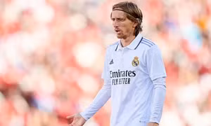 Real Madrid ra tối hậu thư cho Modric