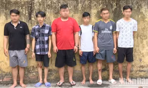 Tiền Giang: Khởi tố, tạm giữ hình sự 6 đối tượng gây rối trật tự công cộng