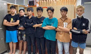 Phá băng nhóm gây ra loạt vụ cướp hoa tiền trong ngày Valentine
