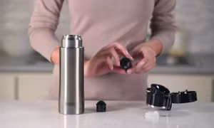 Thực hư đựng trà trong bình giữ nhiệt gây ung thư