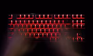 Khai thác lỗ hổng 2 năm tuổi, hacker tấn công hàng loạt hệ thống máy tính toàn cầu