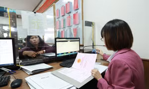 Nâng lương trước hạn năm 2023 với công chức, viên chức sắp nghỉ hưu