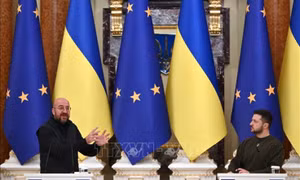 Hàng chục quan chức cấp cao EU tới Ukraine