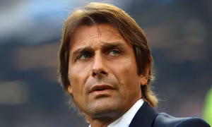 Gặp sự cố, Conte tạm dừng dẫn dắt Tottenham
