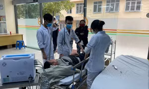 Biểu hiện ngộ độc methanol từ rượu và cách sơ cứu