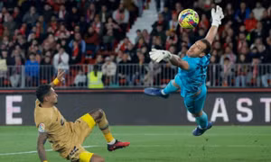 Barca đứt mạch 13 trận bất bại tại La Liga