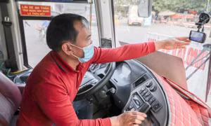 Vì sao chưa thể xử xe dù từ dữ liệu giám sát hành trình?