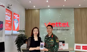 Viettel Quảng Ninh trao thưởng chương trình “Săn Iphone 14 promax mùa World 2022”