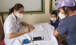Nữ bác sĩ tận tâm với công tác y tế dự phòng