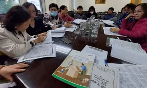 Bộ trưởng Tài chính chỉ đạo ‘nóng’ việc ép buộc khách vay ngân hàng phải mua bảo hiểm